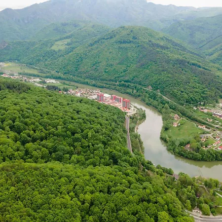 Complex Balnear Cozia - Corp Caciulata 2* Călimăneşti