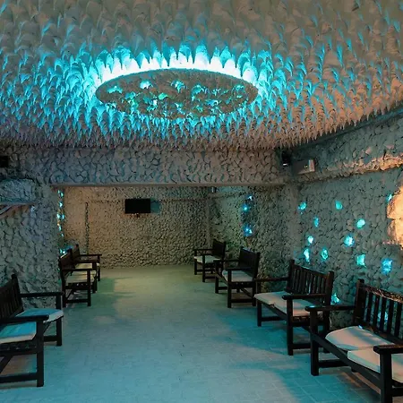 Szálloda Complex Balnear Cozia - Corp Caciulata