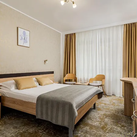 Szálloda Complex Balnear Cozia - Corp Caciulata 2*